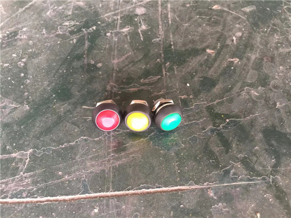 红黄绿按钮 红黄绿按钮