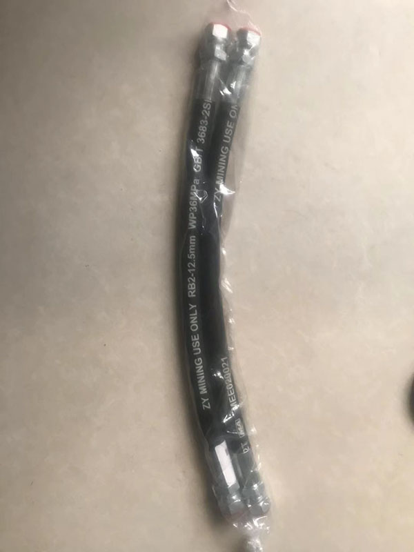 山推推土机液压油管 山推推土机液压油管