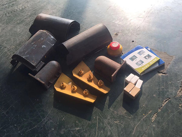 前罩中罩左护罩 前罩中罩左护罩