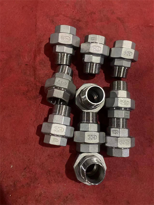 304不锈钢接头